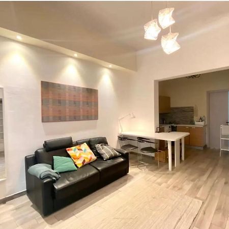Апартаменти Cosy Modern Flat Private Patio Флоренція Екстер'єр фото